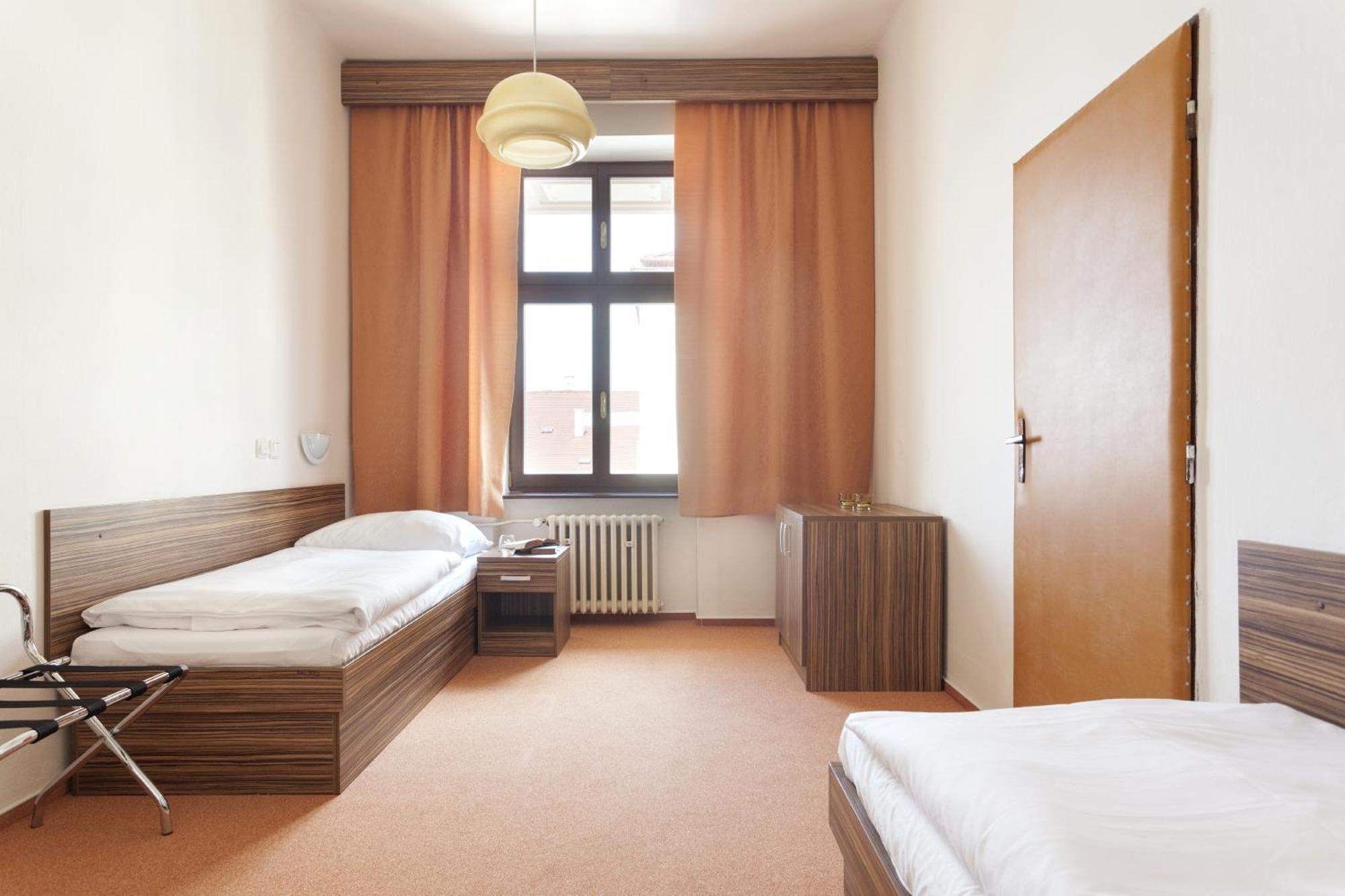 B&B Hotel Praha Nový Jičín Quarto foto
